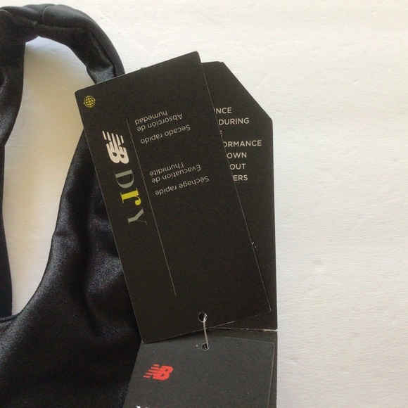 NEW BALANCE SYD COLLECTION BLACK STUDDED SPORTS BRA LARGE NWT - Picture 13 of 16
